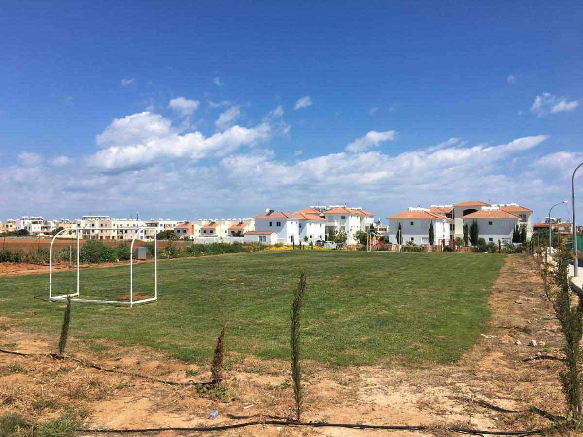 Mythical Sands Resort & Spa, Evilion Apartment باراليمني المظهر الخارجي الصورة