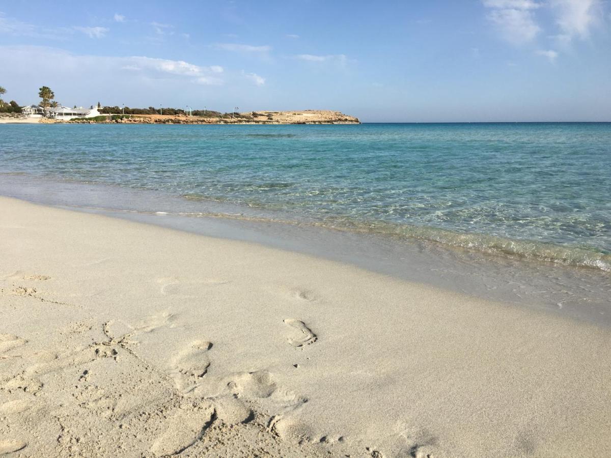 Mythical Sands Resort & Spa, Evilion Apartment باراليمني المظهر الخارجي الصورة