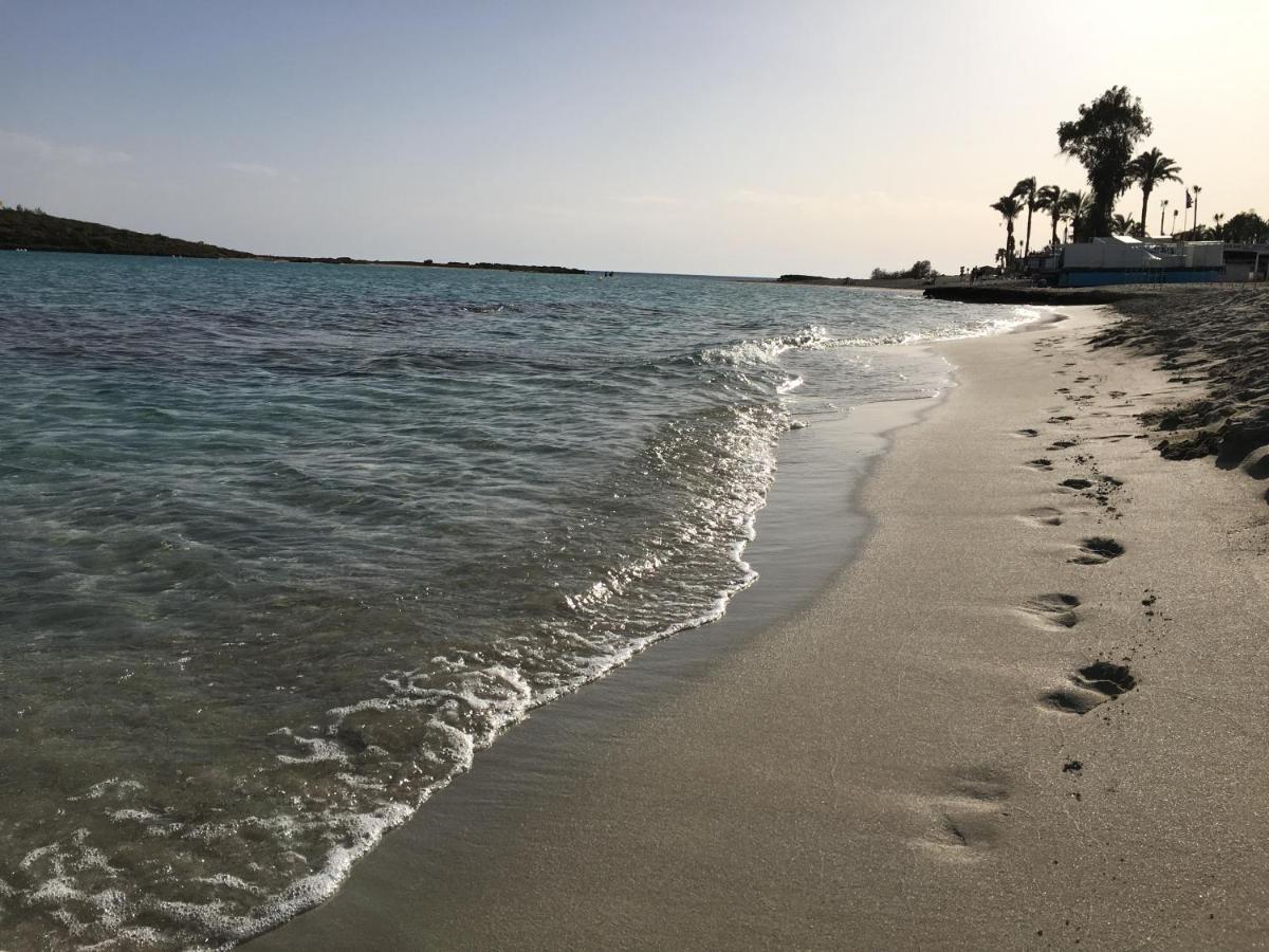 Mythical Sands Resort & Spa, Evilion Apartment باراليمني المظهر الخارجي الصورة