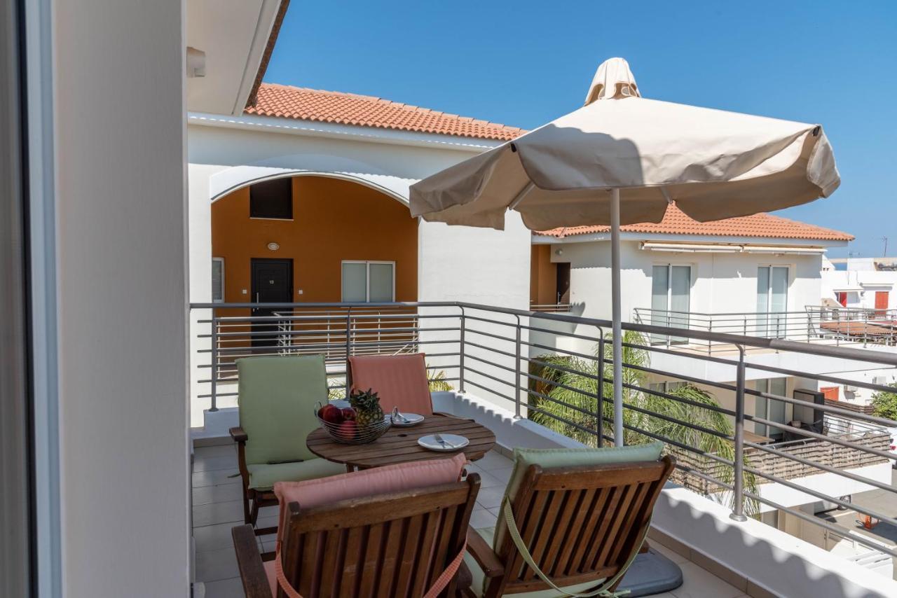 Mythical Sands Resort & Spa, Evilion Apartment باراليمني المظهر الخارجي الصورة