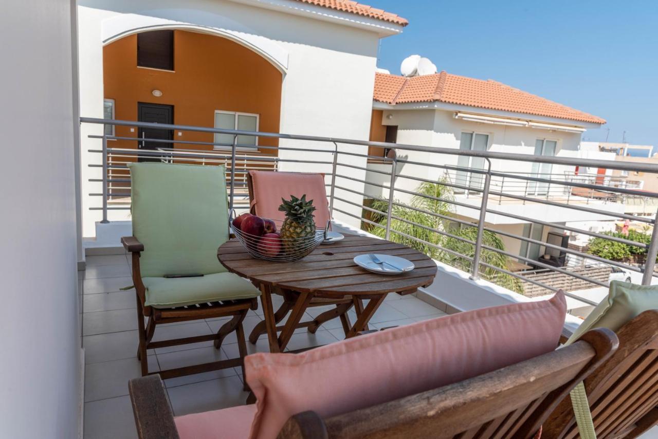 Mythical Sands Resort & Spa, Evilion Apartment باراليمني المظهر الخارجي الصورة